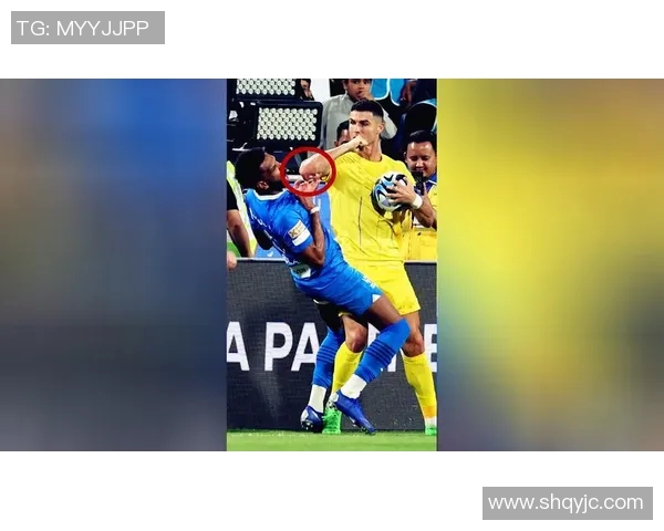 摩根声援C罗晒梅西肘击，质疑双标：足球场上的公平与偏见